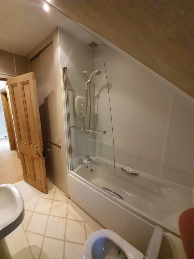 Kenneth Street Aparthotel Inverness Buitenkant foto